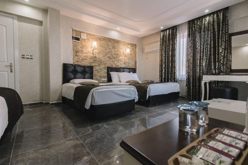Melrose House Hotel 3*